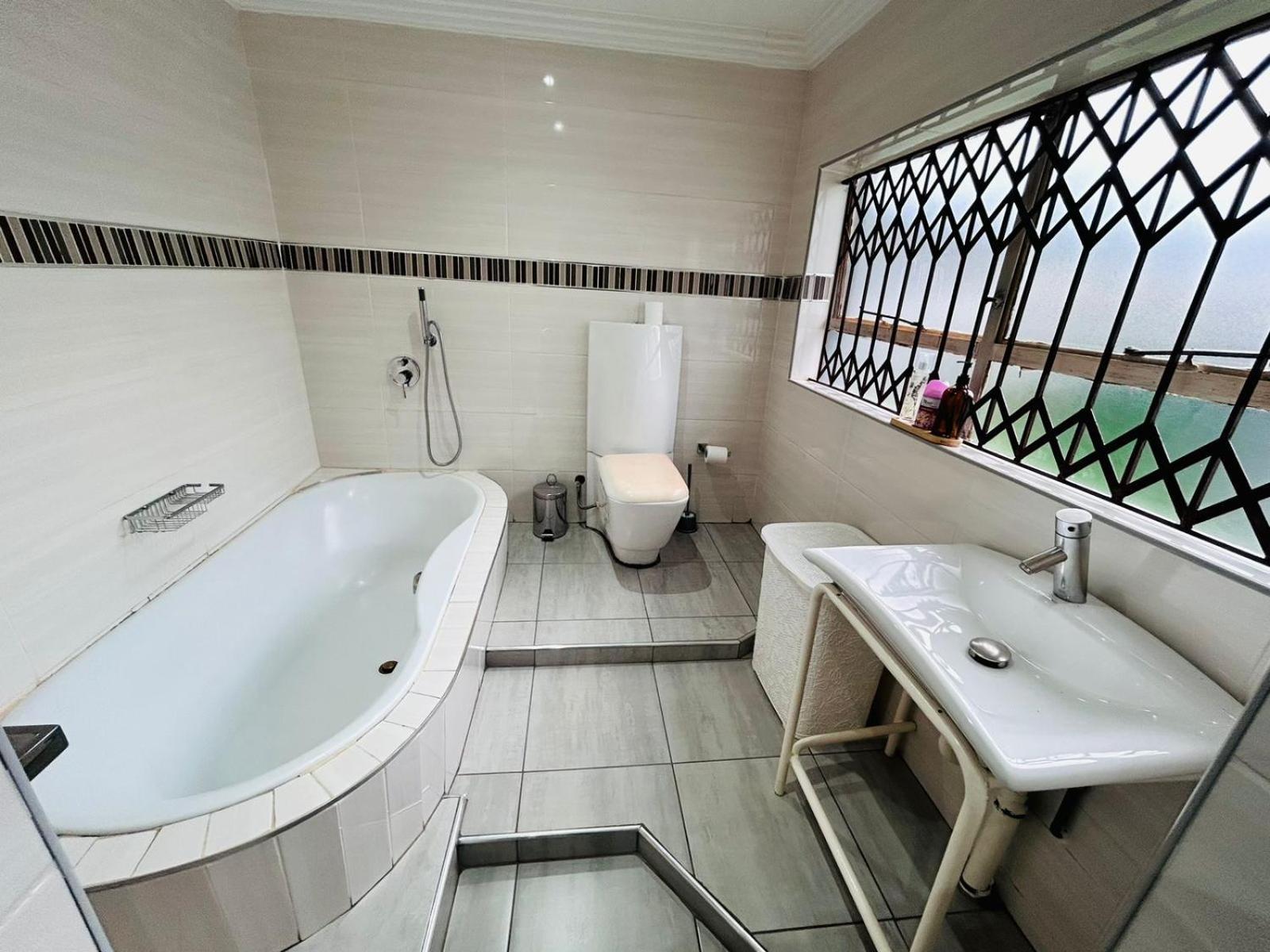 The Greenary Guest House And Restaurant Thohoyandou Eksteriør bilde